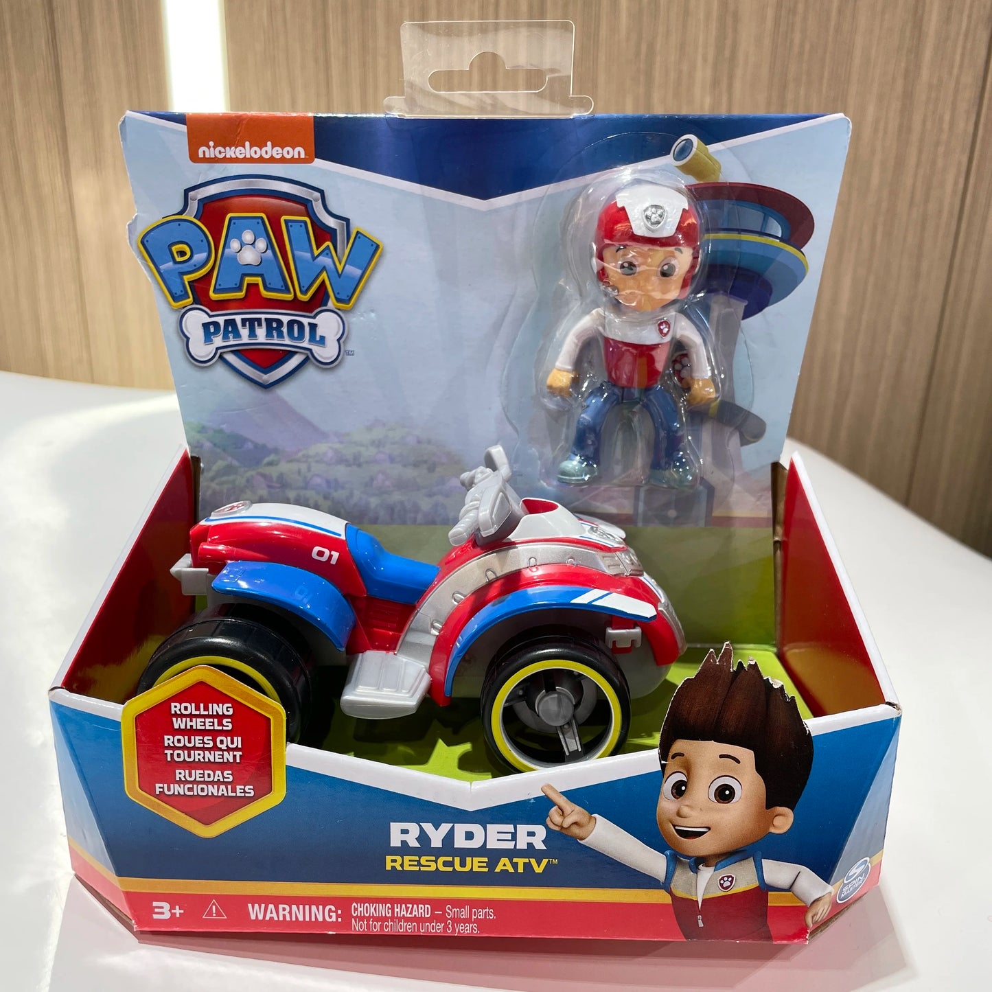 Paw Patrol Vehicle with Collectible Figure Set